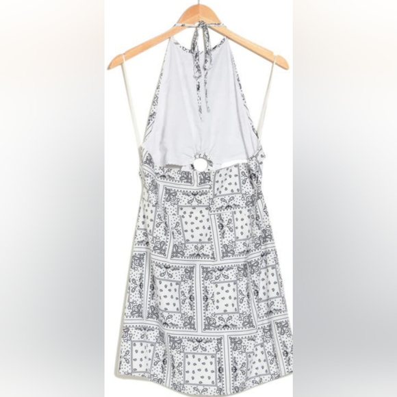 Elodie Mini Dress Halter In White Bandana Medium NWT - Picture 3 of 10